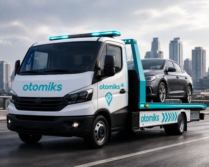 Otomiks çekicisi araç taşırken